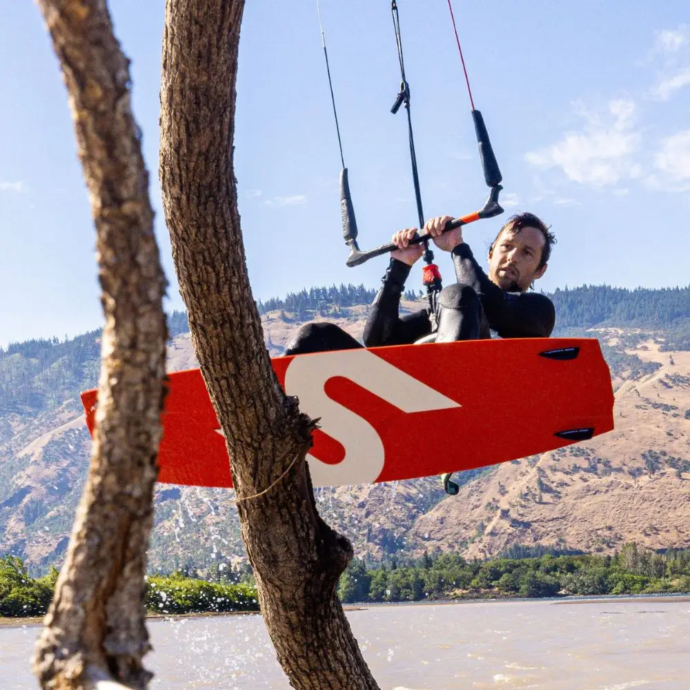 misfit v12 kite board thailand2